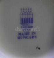 Zsolnay jelzéssel ellátott kézzel festett parasztember / Zsolnay chinaware figure 33 cm