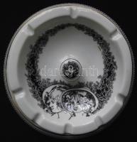 Szász Endre által tervezett Hollóházi porcelán hamutál d:17 cm