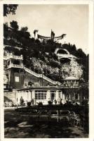 Budapest XI. Szent Gellért-szobor és ivócsarnok