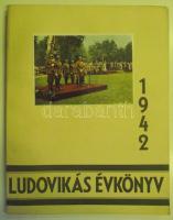 1942 Ludovikás Évkönyv jó állapotban 114p sok színes képpel és ábrával