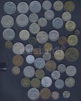 Kis világpénz tétel összesen 51db, ezüstökkel és érdekes darabokkal T:vegyes