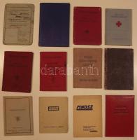 30 db vegyes igazolvány: tagsági könyvek, munkakönyvek, útlevelek, bizonyítványok, stb