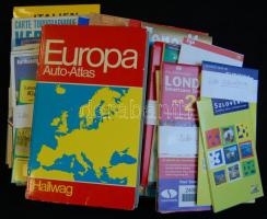 55 db ország- és várostérkép, sok újjal