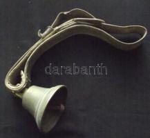 cca 1890 Nagyméretű marha csengő (20 cm) eredeti bőr szíjjal 50 cm / Vintage bell with original leather belt