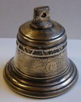 1923 Tiszai Nagy Imre jelzett bronz csengő Hajdúböszörmény, szép állapotban, 11 cm / Vintage artist signed bell