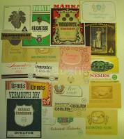 ~1960  55 db Magyar Állami Pincegazdaság boros és pezsgős címke gyűjtőtasakban