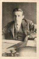 Szamuely Tibor közoktatásügyi népbiztos / minister of education (pinhole)