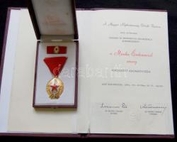 1984. A Munka Érdemrend arany fokozata adományozói oklevéllel, Losonczi Pál aláírásával Dr. Rusa György okl. mérnök részére T:1-