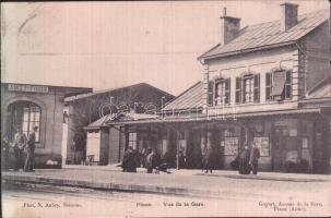 Pinon Railway station