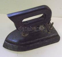 Régi CALOR jelzésű úti vasaló fa nyéllel 19x9x13 cm