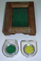 cca 1900 Fotós kellékek: kinyitható állvány, fénymérő, másolókeret és 2 db színszűrő / Vintage photo...