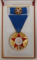 DN. "Kiváló Szövetkezeti Munkáért" kitüntetés mellszalaggal, miniatűrrel és szalagsávval, ...