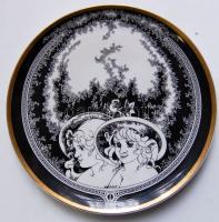 Jurcsák László által tervezett Hollóházi jelzett porcelán tál /  Faces designed by Laszlo Jurcsák Hollóhaza chinaware plate 25 cm