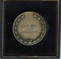 1961. Budapest Nemzetközi Bélyegkiállítás fém plakett eredeti díszdobozban szign.:Iván T:1