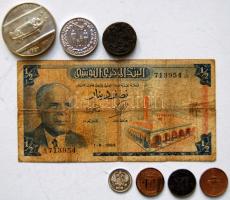 Kis vegyes tétel: NDK 1987. "Olimpia - kétszemélyes bob" ffm emlékérem T:BU + Indonézia 1974. 5R "FAO - Családtervezési program" tanúsítvánnyal T:1- + Norvégia 1937-1943. 3db klf 2Ore T:2/2- + Ausztria/lengyel verdejel 1762W 1Kr I.Ferenc T:3/3- + Oroszország 1915BC 10k Ag T:1/2 + Tunézia 1965. 1/2D T:III-