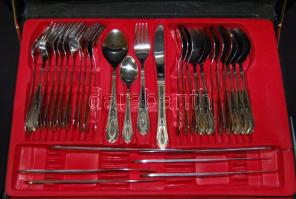 48 darabos, 12 személyes, szép állapotú, hiánytalan evőeszköz készlet, kissé megviselt, számzáras aktatáska-tartóban / Set of 48 cutleries