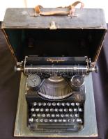 Olympia táskaírógép / typewriter