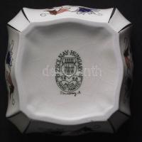 Nagyon szép, kézzel festett Zsolnay bonbonnier eredeti dobozban / Hand painted Zsolnay bonbonniere 1...