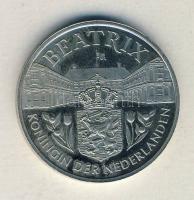 Hollandia 2001. "Beatrix és Claus 35. házassági évfordulója" emlékérem T:PP
