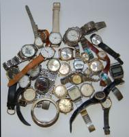 29 db klf női és férfi karóra, némelyik szíj nélkül