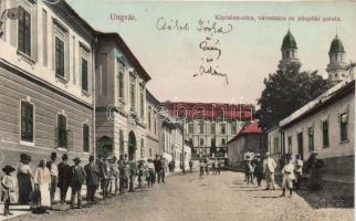 Ungvár Káptalan street (cut)