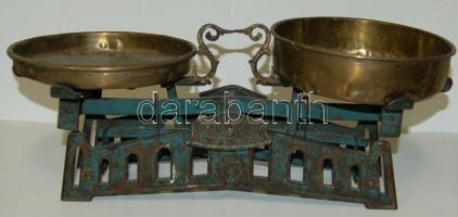 Régi réz tányéros Kubus márkájú karos mérleg  / Vintage scales 46 cm