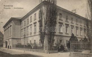 Komárom county hall