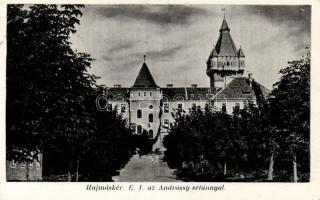 Hajmáskér parancsnoksági épület az Andrássy sétánnyal