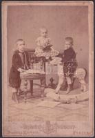 cca 1900 Gyermek keményhátú fotó 11x16 cm