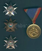 DN "Honvédelmi Érdemérem-20 éves" kitüntetés, szalaggal + 3db "KHT" és "KTP" jelvény (egyiknek a fél csatja hiányzik) T:2