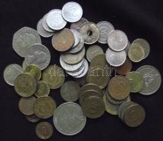Kis vegyes fémpénz tétel, ezüsttel és jobb darabokkal T:vegyes