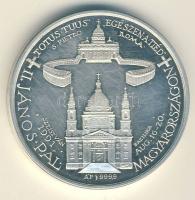 1991. II. János Pál pápa látogatása Magyarországon Ag (1 uncia) emlékérem T:PP eredeti dísztokban és...
