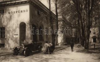 Budapest II. Lukács fürdő autómobillal