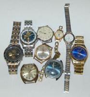 9 db női és férfi karóra, néhány szíj nélkül