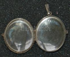 Virágmintás vésett ezüst (Ag) medál, kettényitható / 9,6g