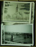 Vegyes képeslap tétel 25 db leporellóval, képeslapfüzettel, sok üdvözlőlappal és fényképpel