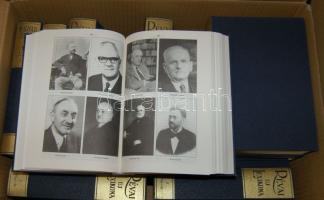 Révai Új lexikona I-V. kötetek (V.: 3x) összesen 8 db, Bp., 2000, Babits kiadó, egészvászon borítóba...