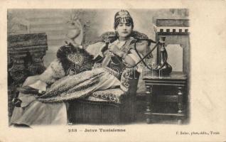 Tunisian folklore, lady with waterpipe