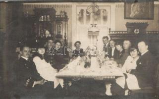 1900 11 db Fehértemplom amatőr családi fotókból készült lap