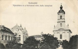 Szekszárd városháza és katolikus templom