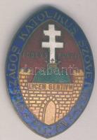 1900. Országos Katolikus Szövetség zománcozott kitűző T:2 (javított csat)
