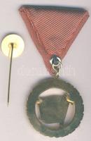 DN "Kiváló Ifjúsági Vezető" kitüntetés kitűzővel eredeti díszdobozban T:1