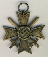 Német 3. Birodalom 1939. Háborús érdemkereszt, II. osztály, bronzzal futtatott fém T:2