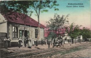 Kiskunlacháza Gazsó Gábor vegyeskereskedése automobillal