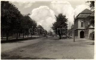 Tata Eszterházy utca