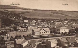 Salgótarján vasútállomással (EB)