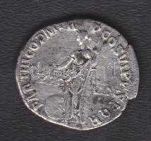 Római Császárság TRAIANUS 98-117. "PARTHICO P M TR P COS VI PP SPQR / PRO-VID" Denar Ag T:...