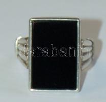 Nagyméretű férfi ezüst (Ag) gyűrű onyx kővel 18,5g