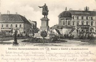 Marosvásárhely main square Kossuth statue (EB)