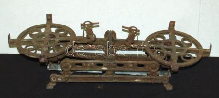 Patent márkájú régi karos mérleg tányérok nélkül viseltes állapotban